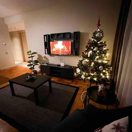 Διαμέρισμα Luks Site Icerisinde Havuzlu Ev Buyukcekmece